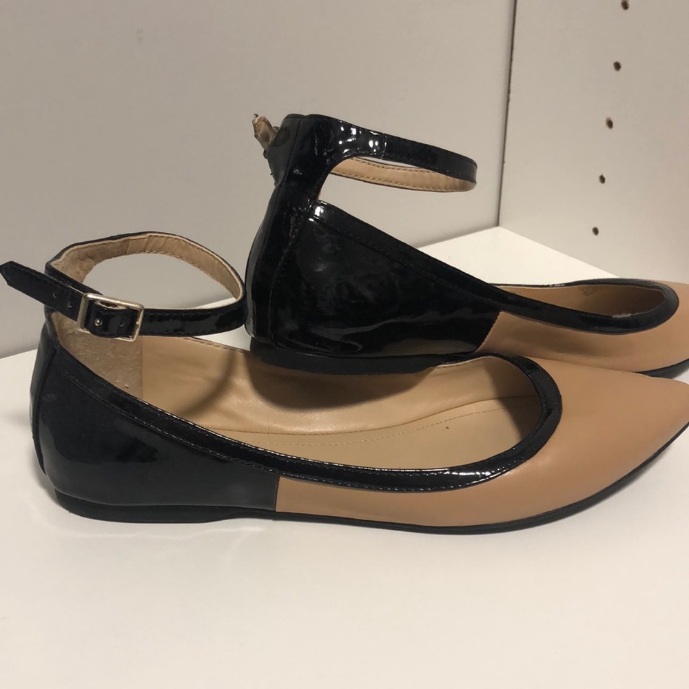 Hardly  work - nude / patent leather shoes